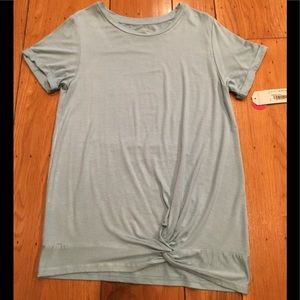 NWT Arizona Twist/Knot Front Short Sleeve Top